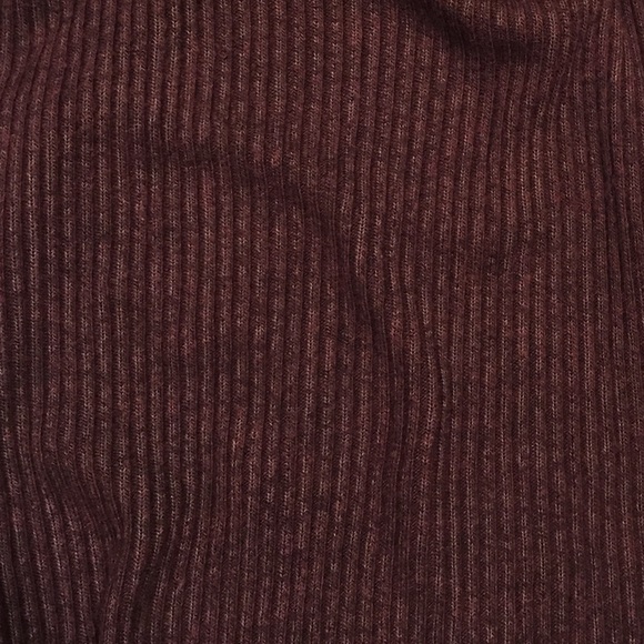 Brandy Melville Donilyn Top - Picture 3 of 5